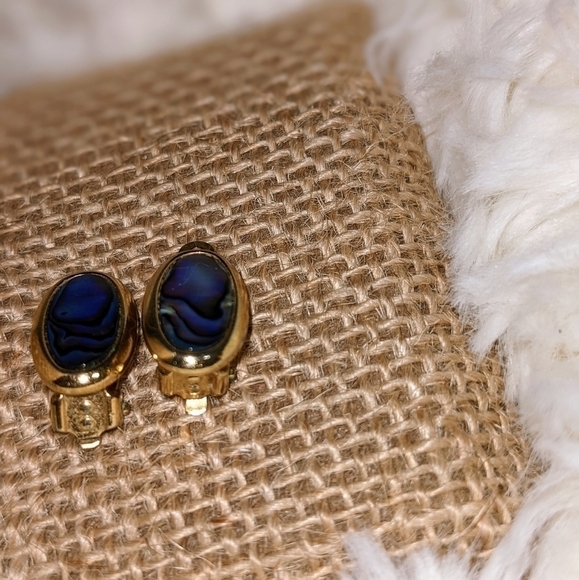 Oval Iridescent Gold Clip On Earrings - Picture 4 of 4